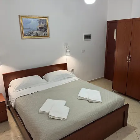 Bushi Apartament